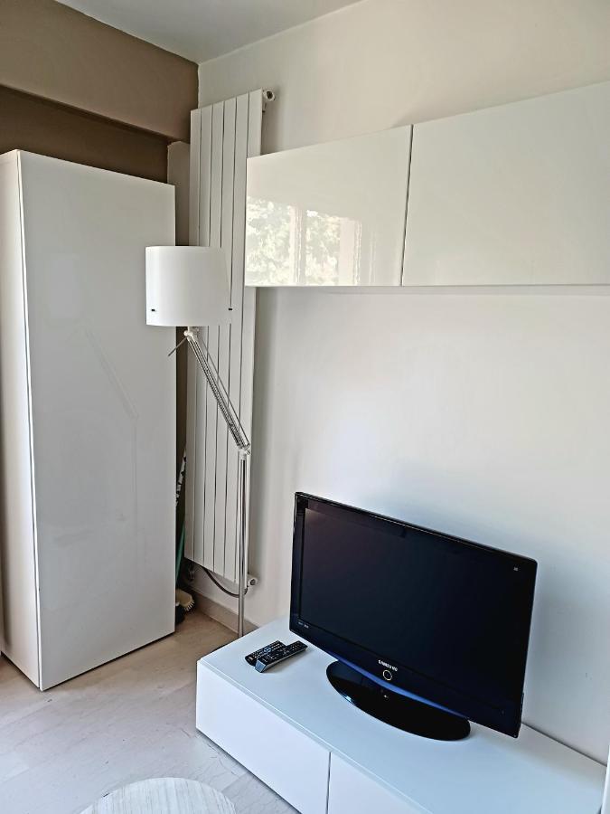 Studio A Nice Avec Piscine Exteriör bild